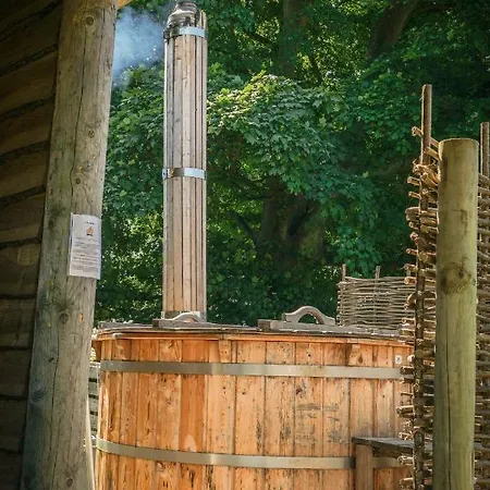 Domek letniskowy Swinton Bivouac