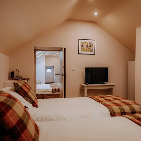 山林小屋 Swinton Bivouac *
