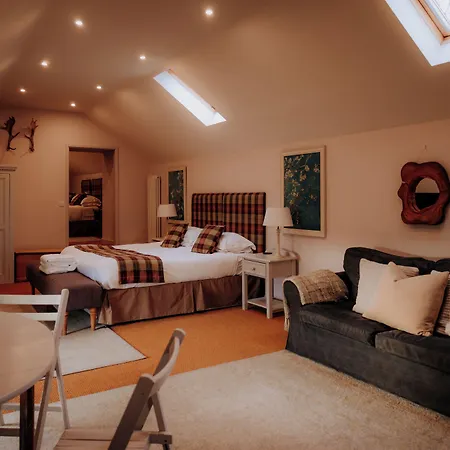 山林小屋 Swinton Bivouac *