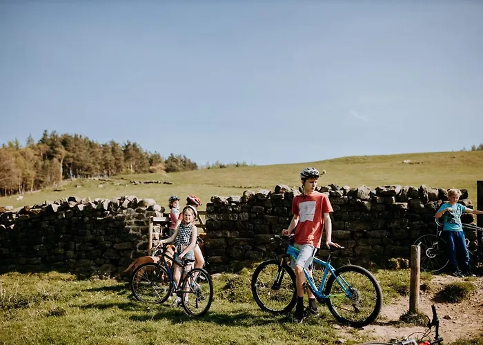 Swinton Bivouac Lodge