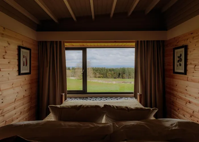 Swinton Bivouac Lodge