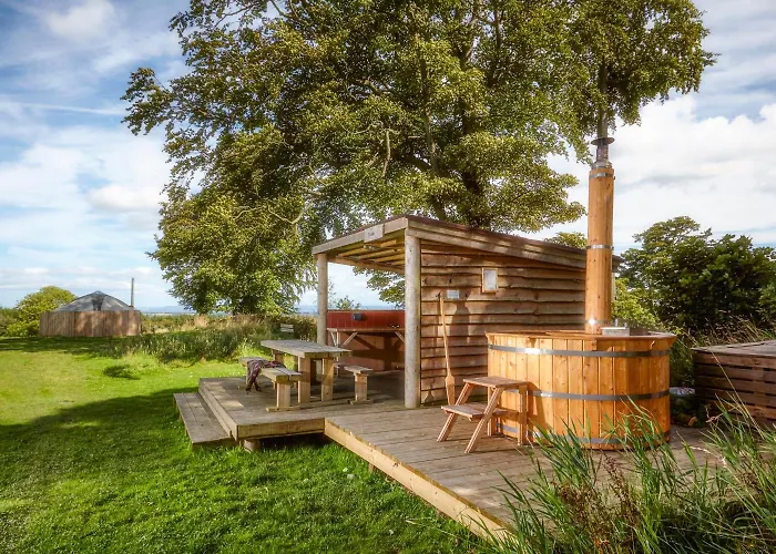 Lodge Swinton Bivouac